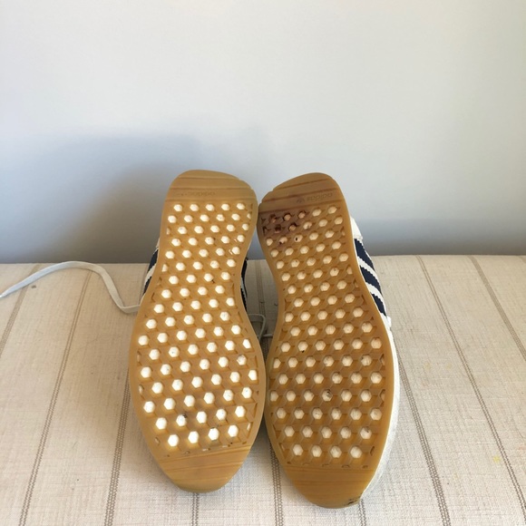 Adidas Iniki Runner - Picture 4 of 6